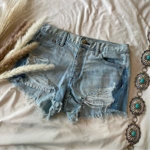 American Eagle Outfitters 360 Stretch Hi-Rise Shortie, Size 4 Denim Mom Jeans